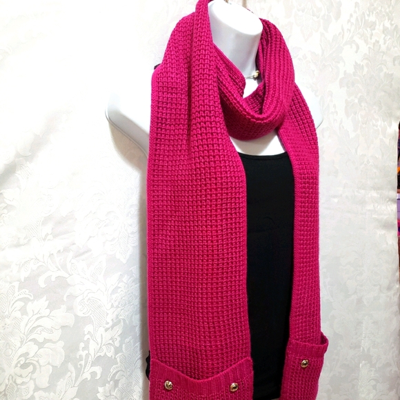 Michael Kors scarf with pocket on pink - Picture 6 of 16